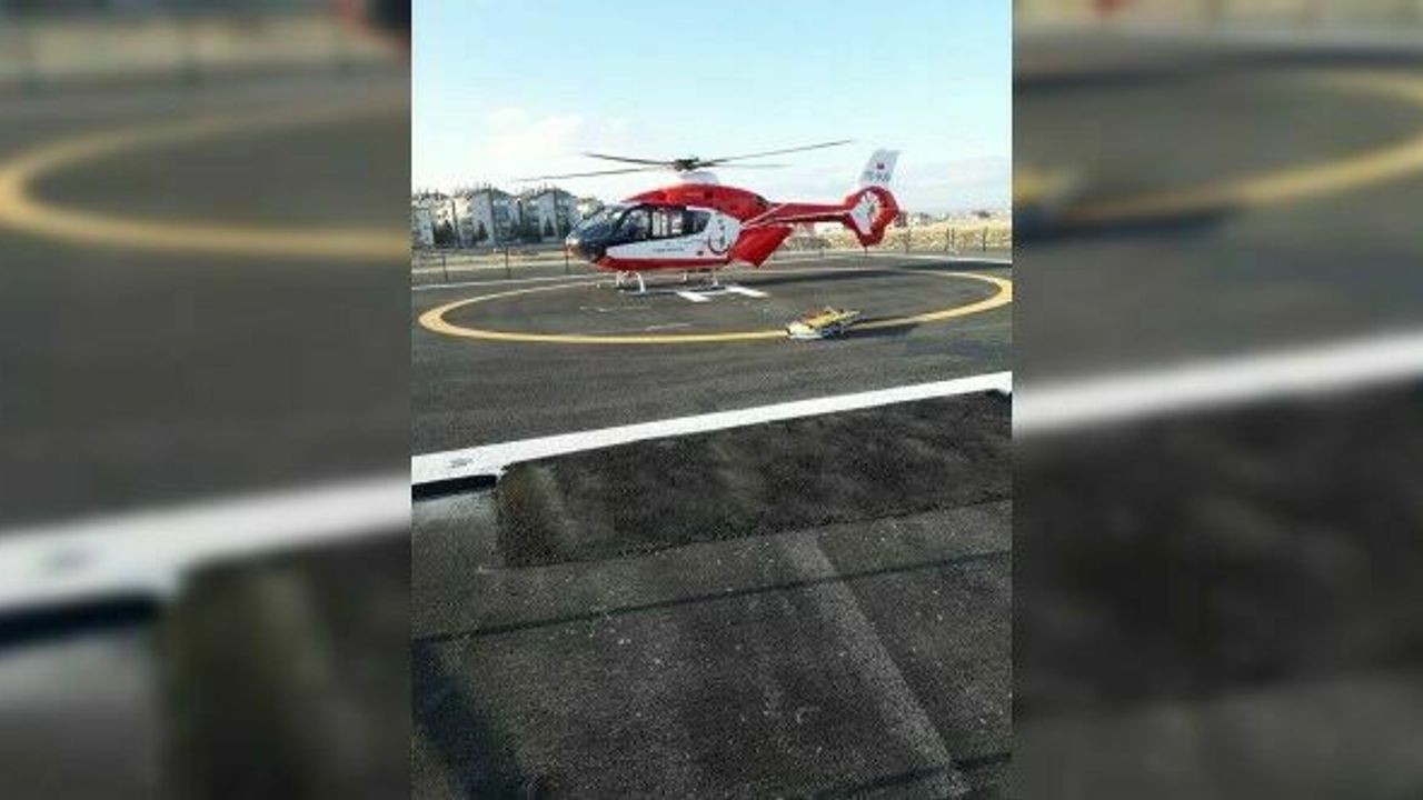 Motosiklet kazasında ağır yaralanan genç için hava ambulansı