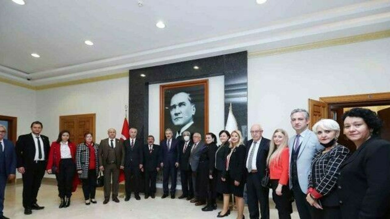 Vali Ayyıldız, "Muhtarların talep, istek ve şikâyetlerini çözüme kavuşturmak devletimizin önceliğidir.”