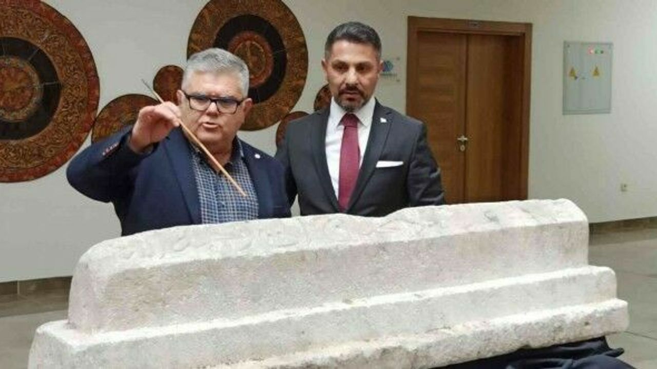 Nasreddin hocanın mezar taşı