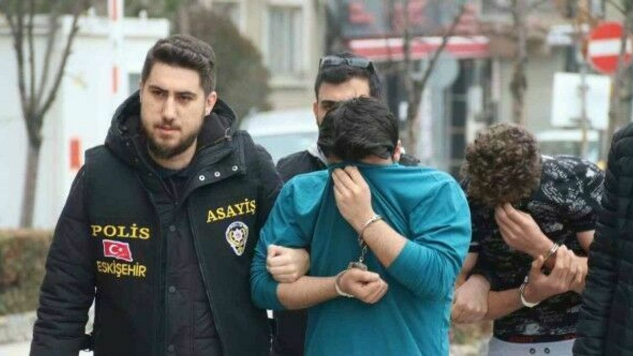 “Silahı elinden almaya çalışırken tetiğe dokunmuşum”