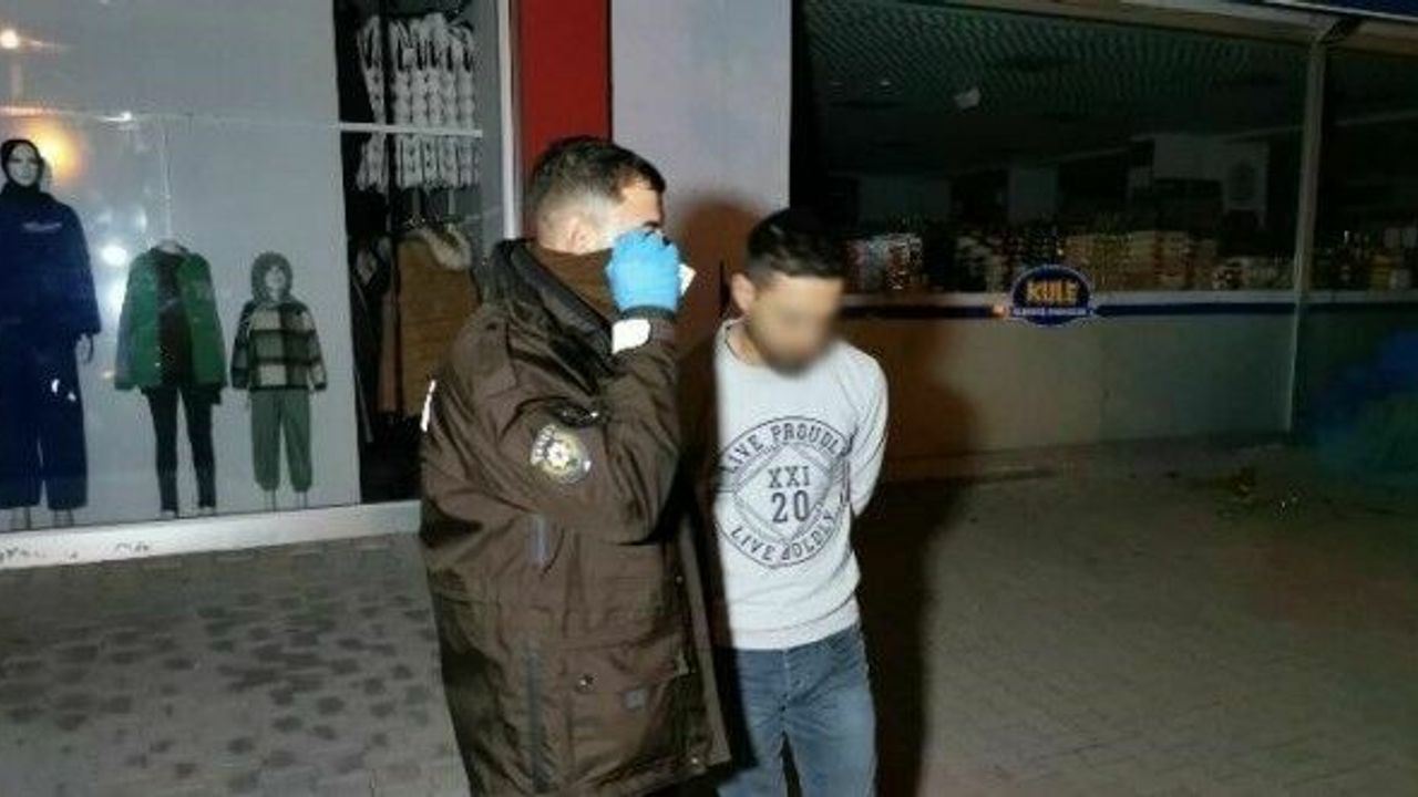 Eroin ve sentetik hapla yakalandı, “Abim polis” diyerek savunma yaptı