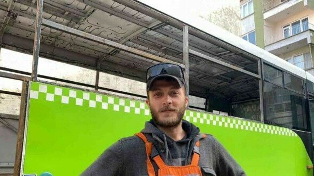 (ÖZEL) Çocukluk hayali olan karavan için gece gündüz çalışıyor