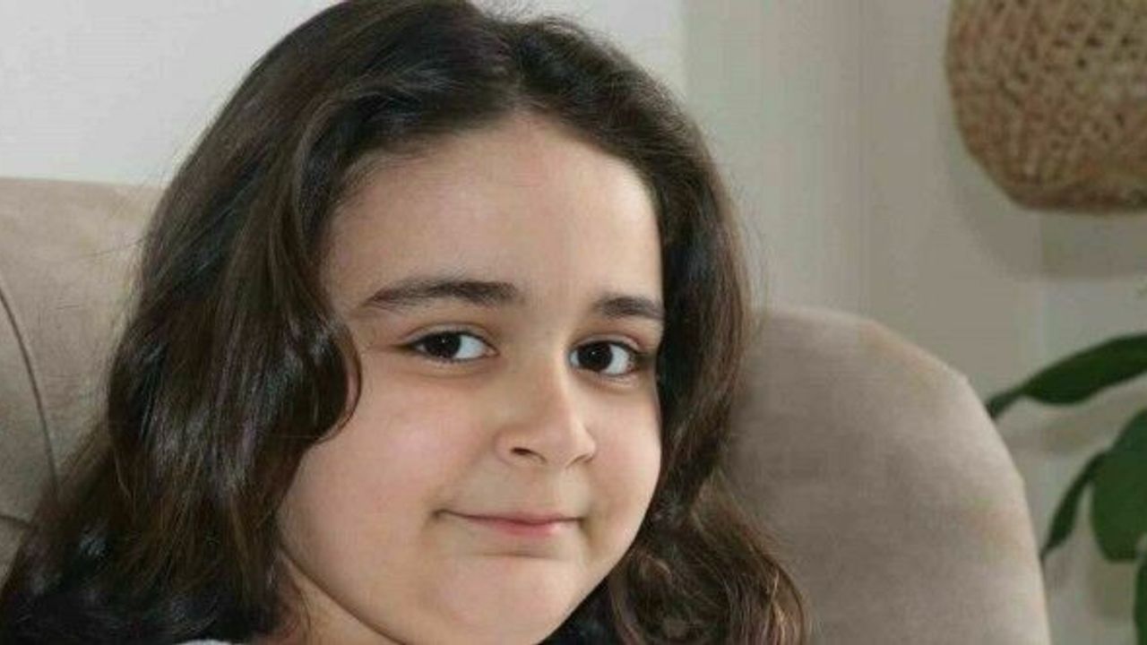 Şehit abisinin aldığı boyama takımı ve oyuncakları deprem bölgesine gönderdi