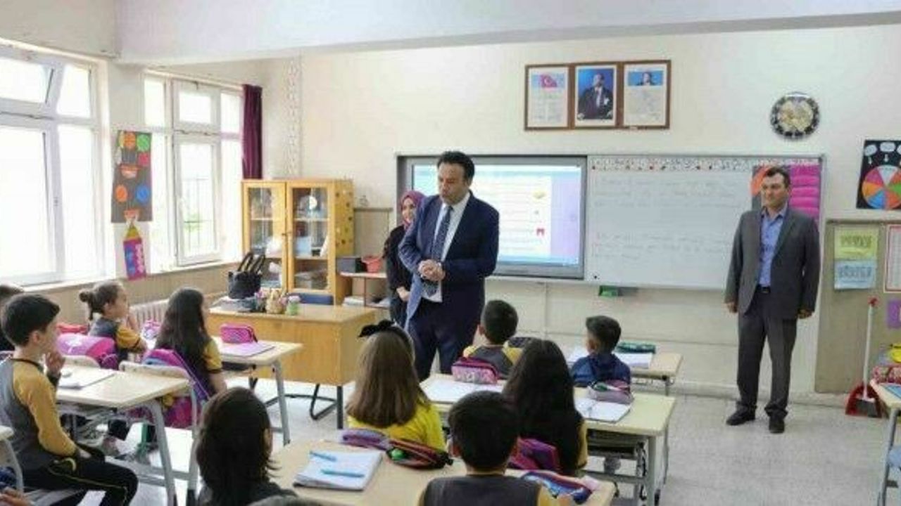 İl Milli Eğitim Müdürü verdiği sözü tuttu