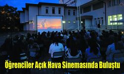 Karaman'da Öğrenciler Açık Hava Sinemasında Buluştu