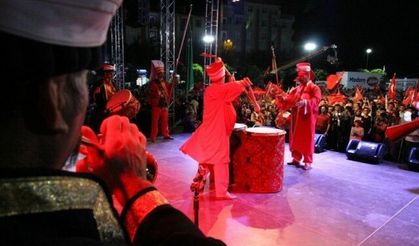 LÜTFİ ELVAN AKTEKKEde NÖBETTE