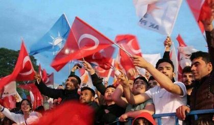 Cumhurbaşkanı Erdoğan’ın seçim zaferine Konya’da coşkulu kutlama
