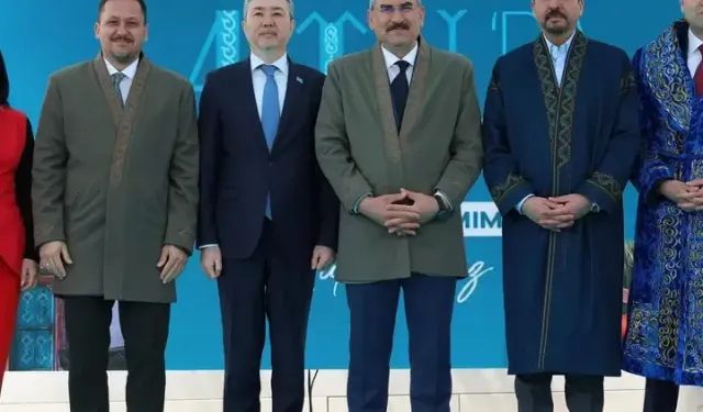 AK Parti'li Eser ve Zorlu, Niğde'de Nevruz Kutlamalarında