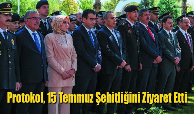 Vali Çiçek, 15 Temmuz Şehitliğini Ziyaret Etti