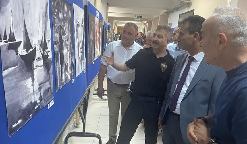 Karaman Güzel Sanatlar Lisesi'nden Yıl Sonu Resim Sergisi