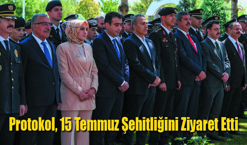 Vali Çiçek, 15 Temmuz Şehitliğini Ziyaret Etti